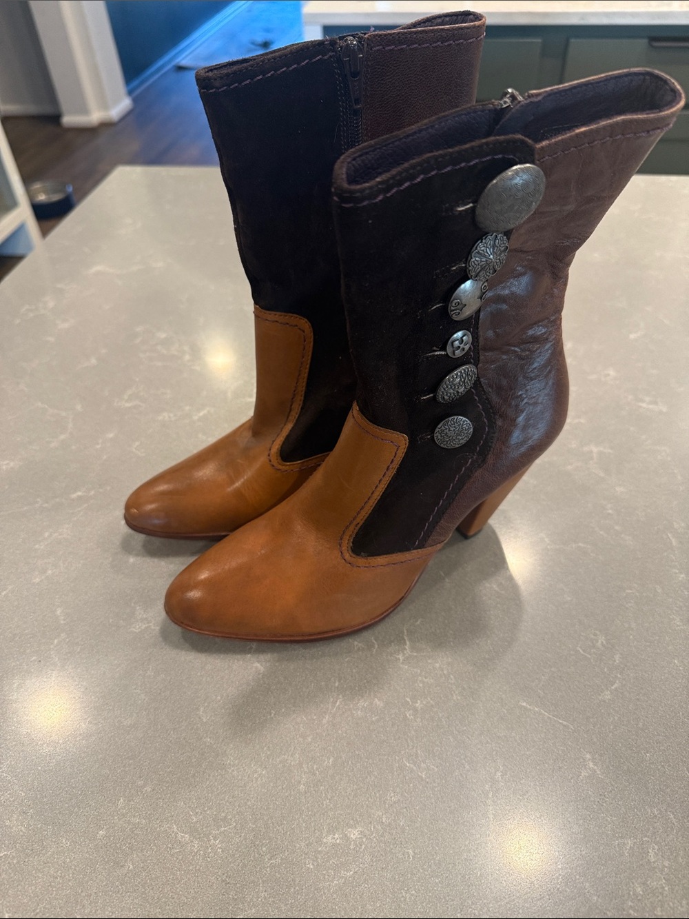 True Religion Two-Tone Brown & Tan Leather Heeled Ankle Boots - Picture 2 of 6